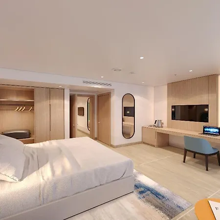 West By Ihg 5*