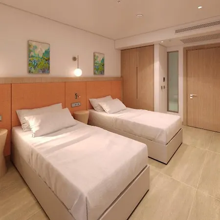 Hotel West By Ihg 5*
