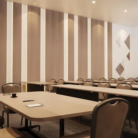 Hotel West By Ihg 5*